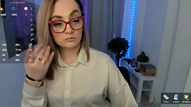 AdelaideRosabel online show from January 11, 2025, 9:57 pm