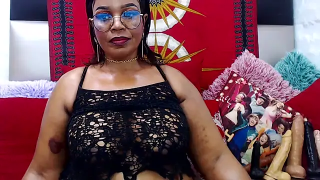 MATURExxxASS online show from October 18, 2025, 6:52 pm