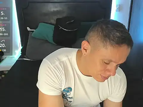 austin BoyJRG online show from February 22, 2025, 1:11 am