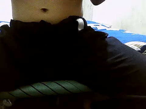 Snapshot of sexyguy1231 chatting on April 21, 2026, 7:06 pm sexyguy1231 online show from April 21, 2026, 7:06 pm