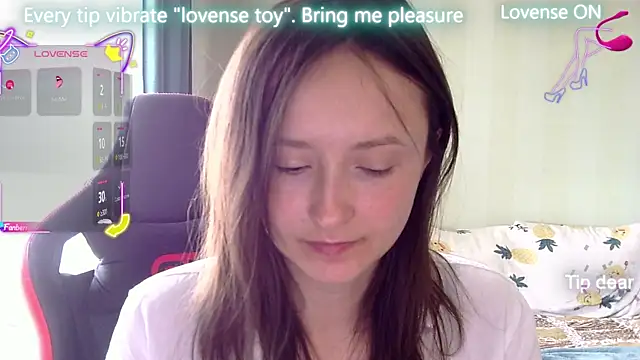 LilyXSky online show from June 16, 2026, 8:39 am