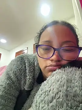 angela angels  online show from February 15, 2025, 12:01 pm