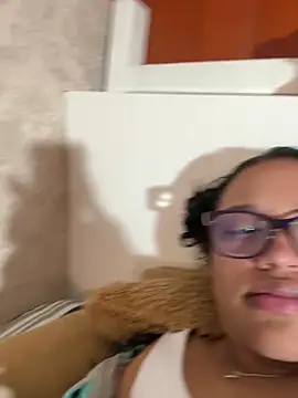 angela angels  online show from February 25, 2025, 8:25 am