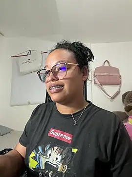 angela angels  online show from March 13, 2026, 8:10 am