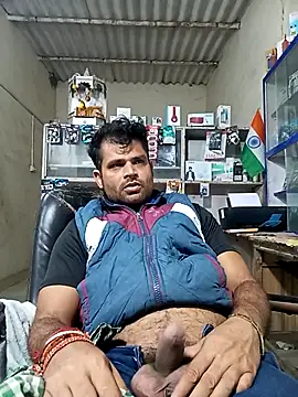 Snapshot of Priynkarani chatting on November 21, 2025, 2:16 pm Priynkarani online show from November 21, 2025, 2:16 pm