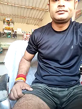 Snapshot of Priynkarani chatting on November 26, 2025, 5:08 am Priynkarani online show from November 26, 2025, 5:08 am