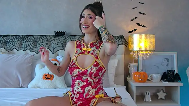 OhhAisha online show from October 31, 2025, 9:21 am