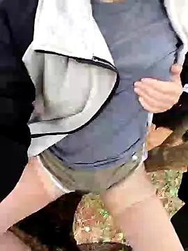 Snapshot of Betty20zx chatting on December 15, 2024, 1:24 am Betty20zx online show from December 15, 2024, 1:24 am