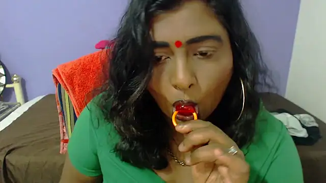 Snapshot of INDIANSIN2 chatting on May 31, 2026, 6:09 pm INDIANSIN2 online show from May 31, 2026, 6:09 pm