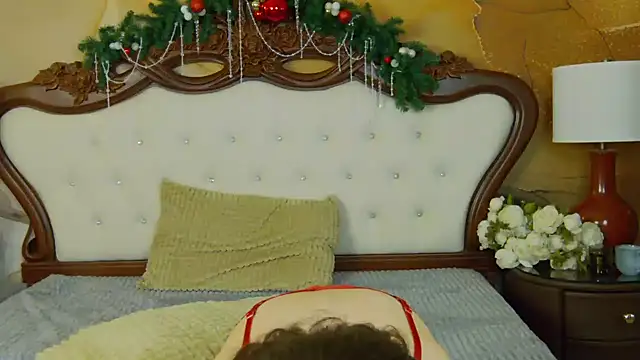 Snapshot of IreneRaye chatting on December 28, 2024, 11:09 am IreneRaye online show from December 28, 2024, 11:09 am