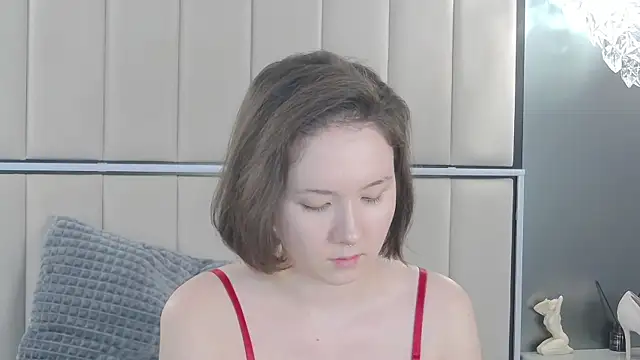 Snapshot of IreneRaye chatting on January 13, 2025, 4:39 am IreneRaye online show from January 13, 2025, 4:39 am