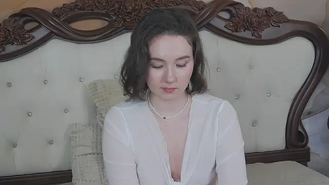 Snapshot of IreneRaye chatting on February 5, 2025, 11:23 am IreneRaye online show from February 5, 2025, 11:23 am