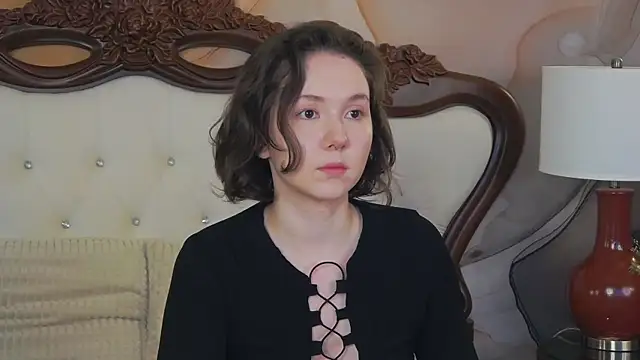 Snapshot of IreneRaye chatting on February 13, 2025, 4:54 am IreneRaye online show from February 13, 2025, 4:54 am