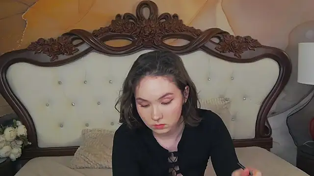 Snapshot of IreneRaye chatting on February 13, 2025, 12:54 pm IreneRaye online show from February 13, 2025, 12:54 pm