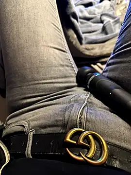 Ana-05 online show from September 29, 2025, 5:51 pm