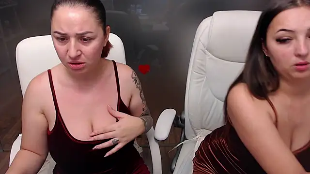 Amy--Samy online show from December 13, 2024, 11:23 am