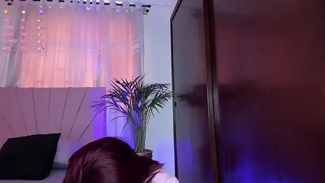 misskatthy1 online show from September 16, 2025, 7:04 pm