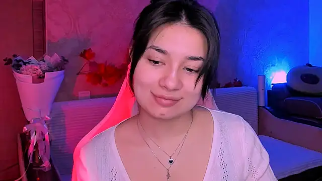 Swee Alicee online show from March 10, 2025, 12:48 pm