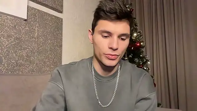 denlover1 online show from December 13, 2024, 2:05 pm