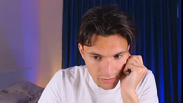 Snapshot of denlover1 chatting on May 21, 2026, 3:13 am denlover1 online show from May 21, 2026, 3:13 am