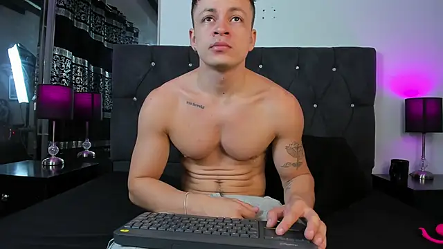 Angel Cuervo online show from January 19, 2026, 12:42 pm