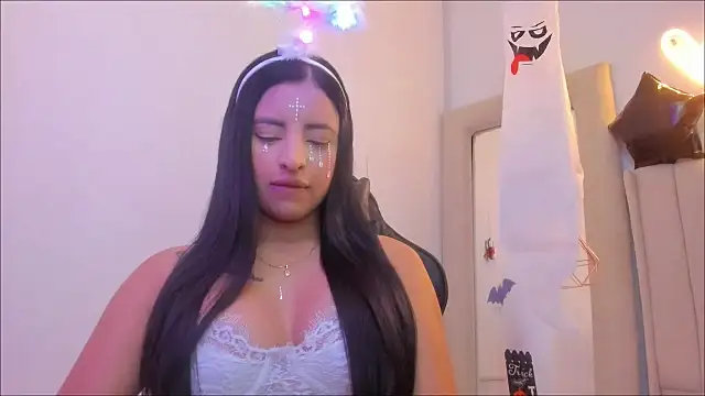 Zoeth Ruiz online show from October 31, 2025, 1:12 pm