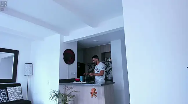 tony muscle online show from December 23, 2024, 7:30 pm