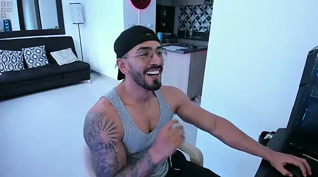 tony muscle online show from January 16, 2025, 10:02 pm