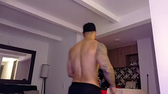 tony muscle online show from September 17, 2025, 11:17 pm