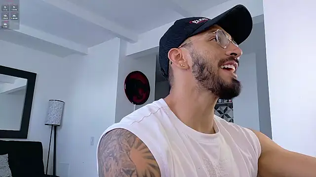 tony muscle online show from September 22, 2025, 9:06 pm