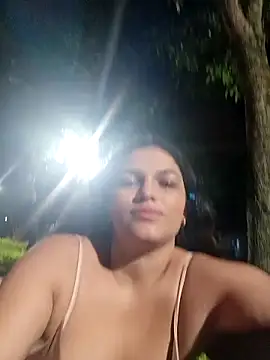 girl milk1 online show from November 1, 2025, 11:07 pm