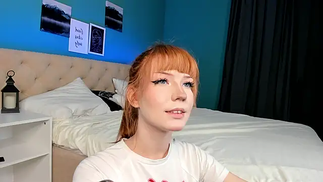 Linablueeyed online show from September 22, 2025, 8:16 am