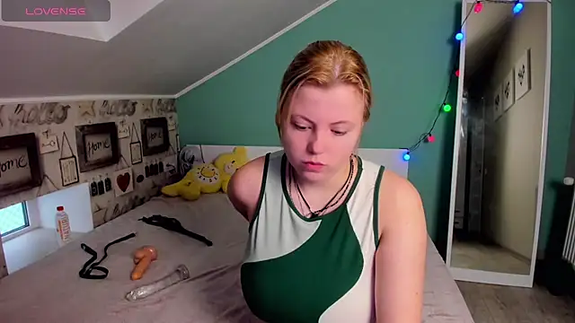 LillyDepp online show from December 29, 2024, 9:28 am