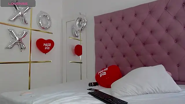 CATALAIA STOMM online show from February 15, 2025, 6:01 pm