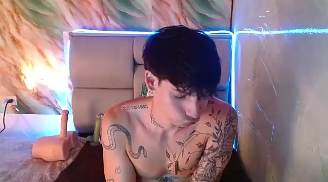 Apolo Hidalgo01 online show from March 18, 2025, 4:59 pm