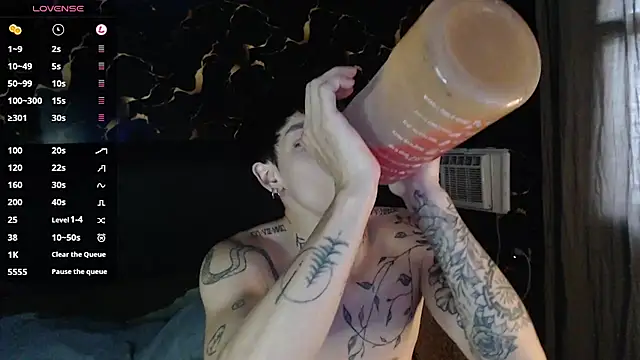 Apolo Hidalgo01 online show from December 20, 2025, 10:06 pm