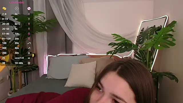 Alice Walters online show from September 10, 2025, 2:39 pm