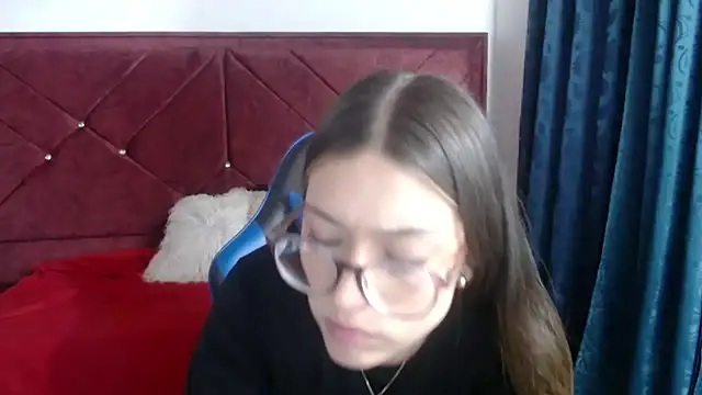 zoe sweet5 online show from January 5, 2026, 9:40 pm