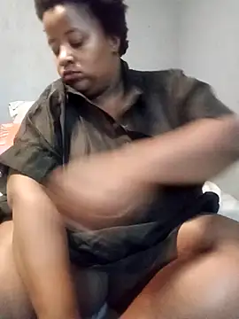 HotBootyBabe90 online show from April 7, 2026, 9:48 pm