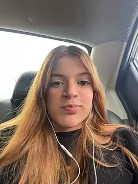 Snapshot of Nora_Vennucci chatting on December 16, 2024, 9:20 pm Nora Vennucci online show from December 16, 2024, 9:20 pm