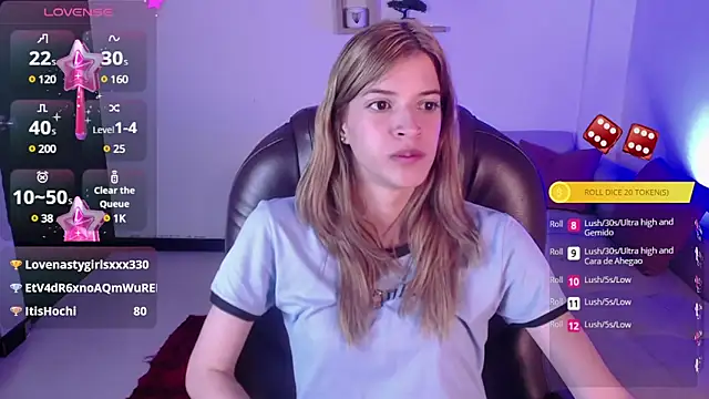 Snapshot of Nora_Vennucci chatting on January 24, 2025, 1:13 am Nora Vennucci online show from January 24, 2025, 1:13 am