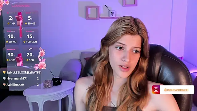 Snapshot of Nora_Vennucci chatting on February 5, 2025, 11:50 pm Nora Vennucci online show from February 5, 2025, 11:50 pm