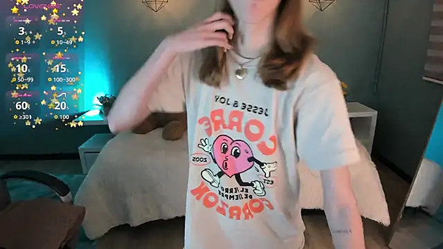 Snapshot of Nora_Vennucci chatting on October 11, 2025, 7:56 pm Nora Vennucci online show from October 11, 2025, 7:56 pm