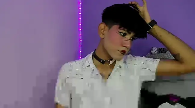 Snapshot of andrew_uwu_ chatting on March 18, 2025, 4:48 pm andrew uwu online show from March 18, 2025, 4:48 pm