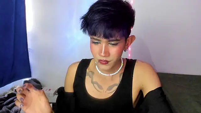 Snapshot of andrew_uwu_ chatting on October 11, 2025, 7:45 pm andrew uwu online show from October 11, 2025, 7:45 pm