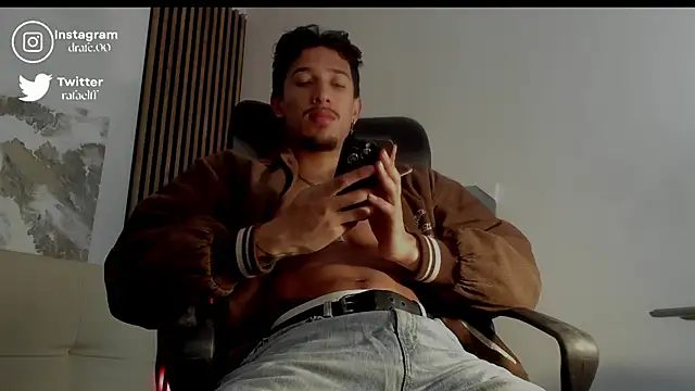 rafael stone online show from September 27, 2025, 11:32 pm