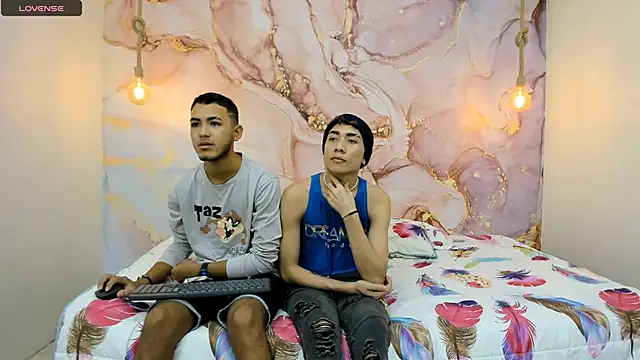StrawwBoys online show from December 11, 2024, 8:18 pm