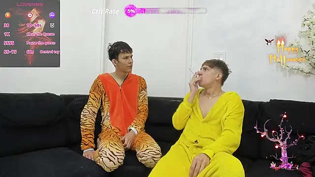 StrawwBoys online show from October 19, 2025, 11:00 am