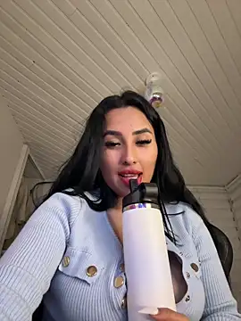 Anily Lovely online show from January 13, 2025, 11:27 pm