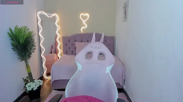 Snapshot of kendra_tay chatting on January 10, 2025, 3:07 am kendra tay online show from January 10, 2025, 3:07 am